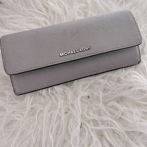 MK Slim fit wallet!